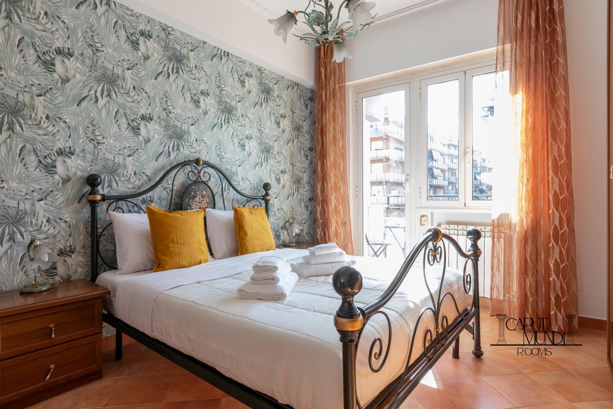 Caput Mundi Rooms - 100Mt To Metro A, Terrace, A-C, 15 Min To Center Roma Eksteriør bilde